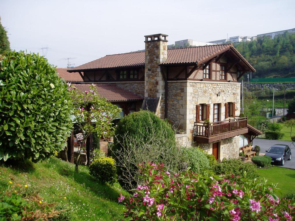 Casa Rural Erdikoetxe Galdakao Esterno foto